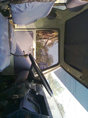 ขายไปจสุราษฏร์ธานีเดินทางบ่ายวัน21มค.แล้วครับขอบคุณทีมงานturck2handให้พื้นที่ไม่มีขีดจำกัดขอบคุณทุกสายครับหกล้อfb117wo4dรถแท้ห้างช่วงยาวเอกสารพร้อมโอนสภาพสวยไม่มีที่ติ