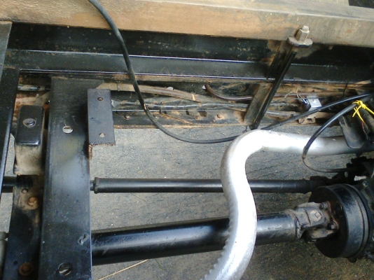 ขาย6ล้อดั้มNPR115 เครื่อง4BD1 เกียร์สั้น ห้างแท้ แน้นได้ 300000 คับเครื่องดีไม่มีไอ คัดซีสวยกิ๊บไม่ปะไม่ดาม รถบ้านแท้พร้อมใช้งาน