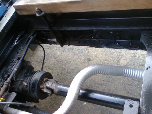 ขาย6ล้อดั้มNPR115 เครื่อง4BD1 เกียร์สั้น ห้างแท้ แน้นได้ 300000 คับเครื่องดีไม่มีไอ คัดซีสวยกิ๊บไม่ปะไม่ดาม รถบ้านแท้พร้อมใช้งาน