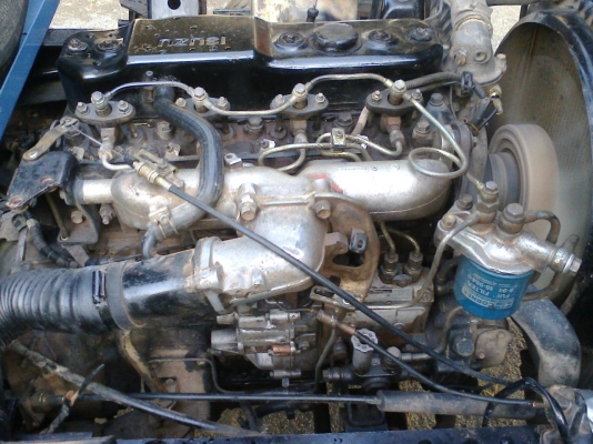 ขาย6ล้อดั้มNPR115 เครื่อง4BD1 เกียร์สั้น ห้างแท้ แน้นได้ 300000 คับเครื่องดีไม่มีไอ คัดซีสวยกิ๊บไม่ปะไม่ดาม รถบ้านแท้พร้อมใช้งาน