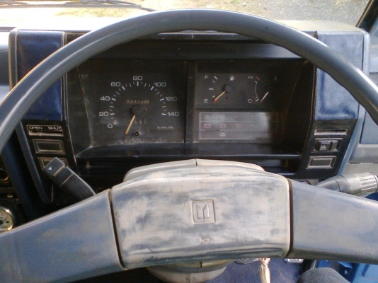 ขาย6ล้อดั้มNPR115 เครื่อง4BD1 เกียร์สั้น ห้างแท้ แน้นได้ 300000 คับเครื่องดีไม่มีไอ คัดซีสวยกิ๊บไม่ปะไม่ดาม รถบ้านแท้พร้อมใช้งาน