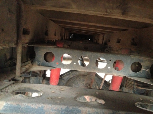 ขายรถอีซูซุ 6 ล้อNPRเครื่องดี 4BD1-115แรงม้า รถสภาพสวยเต็มสูตรพร้อมใช้งาน  6 น๊อต F หน้า F หลัง ยาง 825-16  เกียร์ร็อคกี้ 6 เกียร์เข้าง่าย เครื่องดี 4BD1  กระบะสวย คัสชีสวย เกียร์ร็อคกี้ 6 เกียร์เข้าง่าย  สภาพสวยพร้อมใช้งาน ราคา 435,000 บาท โทร 081-997297