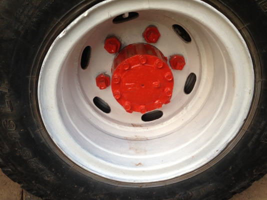 ขายรถอีซูซุ 6 ล้อNPRเครื่องดี 4BD1-115แรงม้า รถสภาพสวยเต็มสูตรพร้อมใช้งาน  6 น๊อต F หน้า F หลัง ยาง 825-16  เกียร์ร็อคกี้ 6 เกียร์เข้าง่าย เครื่องดี 4BD1  กระบะสวย คัสชีสวย เกียร์ร็อคกี้ 6 เกียร์เข้าง่าย  สภาพสวยพร้อมใช้งาน ราคา 435,000 บาท โทร 081-997297