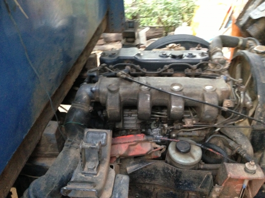 ขายรถอีซูซุ 6 ล้อNPRเครื่องดี 4BD1-115แรงม้า รถสภาพสวยเต็มสูตรพร้อมใช้งาน  6 น๊อต F หน้า F หลัง ยาง 825-16  เกียร์ร็อคกี้ 6 เกียร์เข้าง่าย เครื่องดี 4BD1  กระบะสวย คัสชีสวย เกียร์ร็อคกี้ 6 เกียร์เข้าง่าย  สภาพสวยพร้อมใช้งาน ราคา 435,000 บาท โทร 081-997297