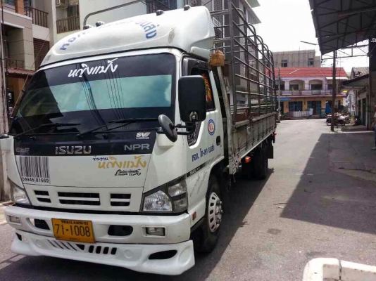 6ล้ออีซซุNPR/130HPกะบะบรรทุกยาว5เมตร