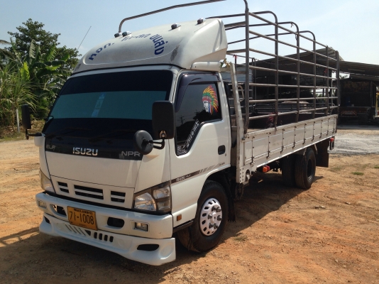 6ล้ออีซซุNPR/130HPกะบะบรรทุกยาว5เมตร