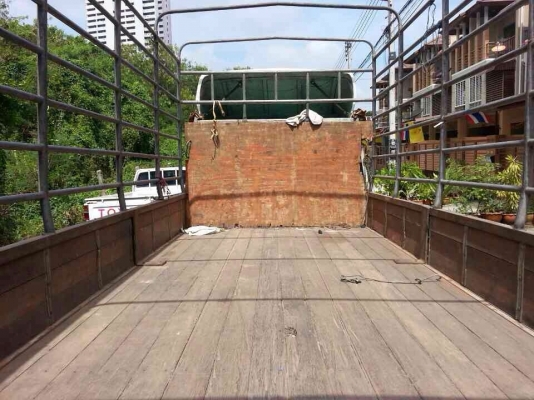 6ล้ออีซซุNPR/130HPกะบะบรรทุกยาว5เมตร