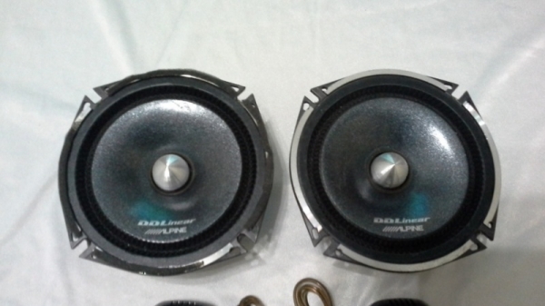 ลำโพง Alpine 6.5" แยกชิ้นพร้อม Twister และ Network