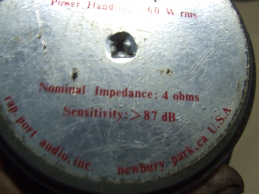 ขายชุดกลางแสนถูก 8นิ้ว1คู่ 6นิ้วครึ่ง2คู่ แหลมจาน1คู่ 1500บาท