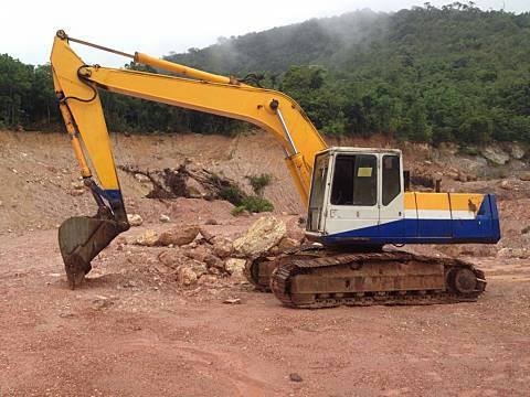 จัดแนนได้350000PC 200-5 komatsuไฟฟ้าครบ ทะเบียนพร้อม เครื่องแน่น ปั้มแรงดีรถทำงานทุกวัน ช่วงล่างเต็มเอว แน่น จัดแนนได้350000PC 200-5 komatsuไฟฟ้าครบ ทะเบียนพร้อม เครื่องแน่น ปั้มแรงดีรถทำงานทุกวัน ช่วงล่างเต็มเอว แน่น