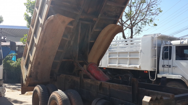 ขายด่วนไอ้หลงสองเพลาดั้มถูกๆโคตรเดิม ราคาแบบนี้ไม่มีอีกแล้วโทร0801515451