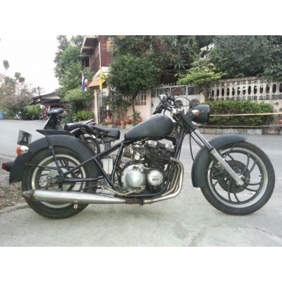 ขาย Yamaha xj400 มี เล่ม ทะเบียน แท้ ไม่มี ชุด โอน ขาด ต่อ หลาย ปี แล้ว