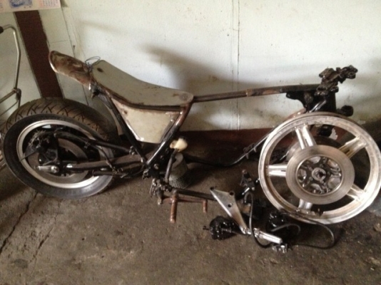 ชำแหละขายอะไหล่cb750ทั้งคันมีอินวอย