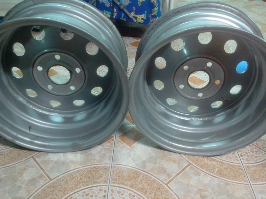 ขายกะทะผ่าขอบ15 กว้าง7 5รูมือสองขายถูกๆคู่ละ2300