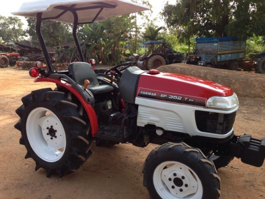 ยันร์ม่า EF352T4WD 2 เพลา ตัวเปล่าถูกๆพร้อมใช้งาน