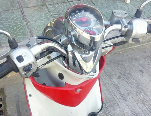 Yamaha Fino สีแดง-ขาว..เดิมๆขายถูกๆ