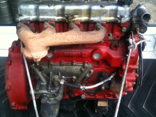 ขายรถดั้ม 6 ล้อ ไดฮัทสุ เครื่องโตโยต้า 85 แรง เครื่องซื้อลิขสิทธิ์ติดตัวรถมาต้ังแต่เกิดไม่ได้มาเปลี่ยนเครื่องใหม่นะครับ ทะเบียน ม.79