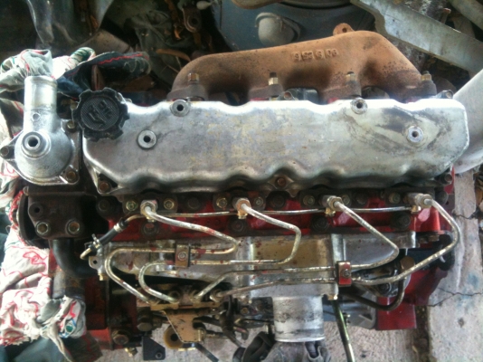 ขายรถดั้ม 6 ล้อ ไดฮัทสุ เครื่องโตโยต้า 85 แรง เครื่องซื้อลิขสิทธิ์ติดตัวรถมาต้ังแต่เกิดไม่ได้มาเปลี่ยนเครื่องใหม่นะครับ ทะเบียน ม.79