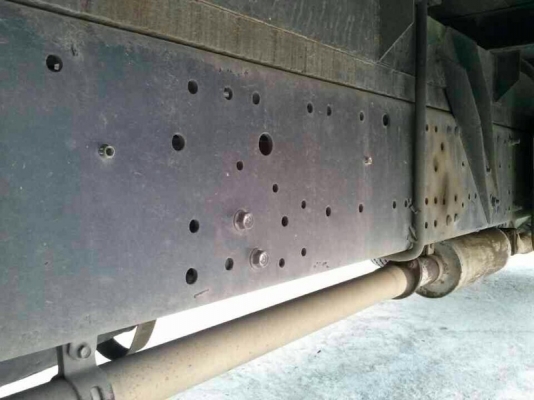 รถอีซูซุ 6 ล้อ ตู้แห้ง NQR 175 แรงม้า. ปี 50  สนใจติดต่อ 081 - 6079515