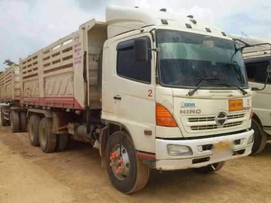 รถฮีโน่ 10 ล้อดั้ม FM8J  251 แรงม้า. ปี 55  ( รถวิ่ง 1xx,xxx กม. )  สนใจติดต่อ 081 - 6079515