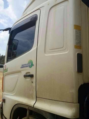 รถฮีโน่ 10 ล้อดั้ม FM8J  251 แรงม้า. ปี 55  ( รถวิ่ง 1xx,xxx กม. )  สนใจติดต่อ 081 - 6079515