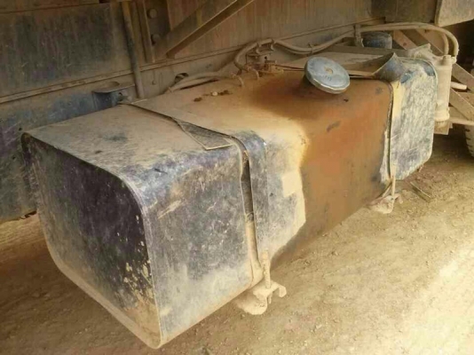 รถฮีโน่ 10 ล้อดั้ม FM8J  251 แรงม้า. ปี 55  ( รถวิ่ง 1xx,xxx กม. )  สนใจติดต่อ 081 - 6079515