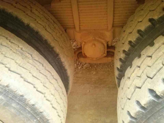 รถฮีโน่ 10 ล้อดั้ม FM8J  251 แรงม้า. ปี 55  ( รถวิ่ง 1xx,xxx กม. )  สนใจติดต่อ 081 - 6079515