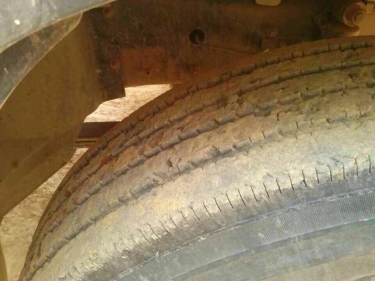 รถฮีโน่ 10 ล้อดั้ม FM8J  251 แรงม้า. ปี 55  ( รถวิ่ง 1xx,xxx กม. )  สนใจติดต่อ 081 - 6079515