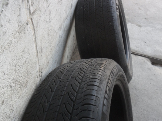 ยาง MICHELIN 225/50R17ปี10 สวยๆ 1 คู่ ราคา 2300 บาท ยาง MICHELIN 225/50R17ปี10 สวยๆ 1 คู่ ราคา 2300 บาท