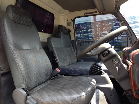 ISUZU NQR 175 แรง ปี 49 ยาว5.50 ม. ISUZU NQR 175 แรง ปี 49 ยาว5.50 ม.