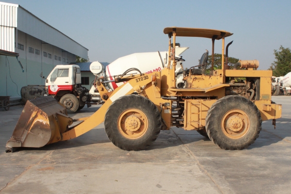 ขายรถตักล้อยาง TCM รุ่น STD 30 ขอขอบคุณtruck2handครับ