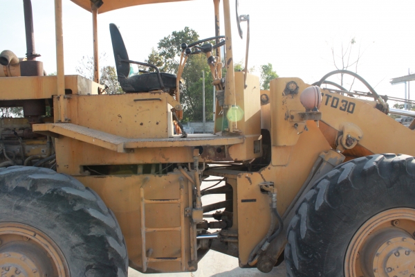 ขายรถตักล้อยาง TCM รุ่น STD 30 ขอขอบคุณtruck2handครับ