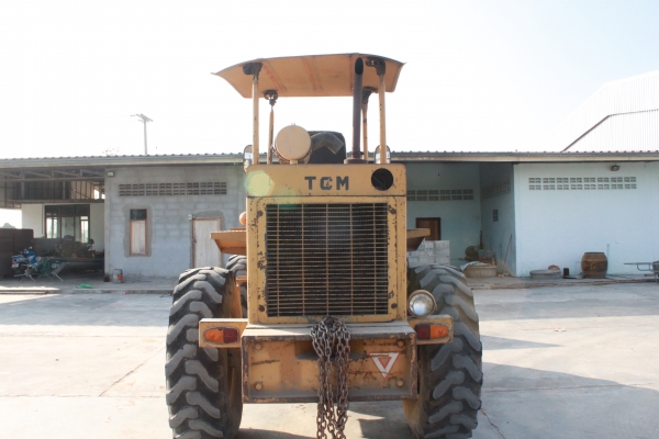 ขายรถตักล้อยาง TCM รุ่น STD 30 ขอขอบคุณtruck2handครับ