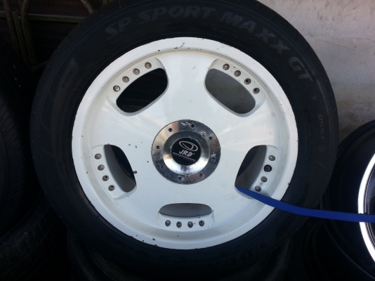 แมกซ์18×8"พร้อมยาง1คู่ แมกซ์18×8"พร้อมยาง1คู่