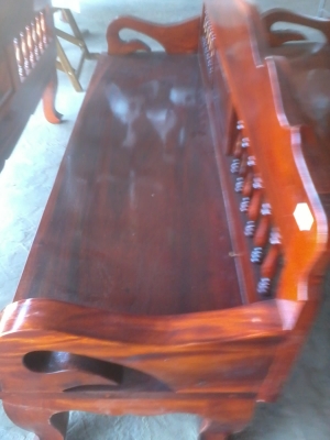 ขายโชฟาไม้ อยู่ จ.ร้อยเอ็ด