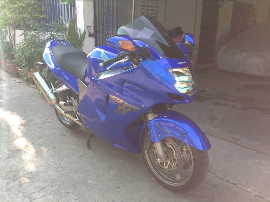 ขาย(แลก-เทิร์น)CBR1100xx ปี2000สเปคเมกา ทะเบียนแท้ สมอ หัวฉีด กุญแจชิพ**จัดไฟแนนได้ครับ** รถเดิมๆสวยมากๆเครื่องดีฟิตสุดๆพร้อมของแต่ง ท่อฟลูและอีกหลายรายการ