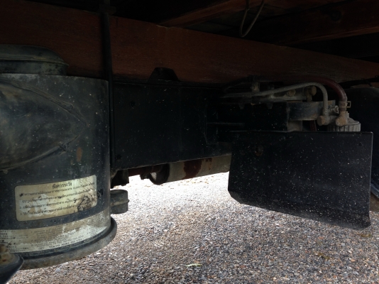 HINO FC2W 120 แรง ยาว 5.50 ม.  กะบะคาโก้ คอกไม้