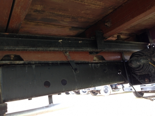 HINO FC2W 120 แรง ยาว 5.50 ม.  กะบะคาโก้ คอกไม้