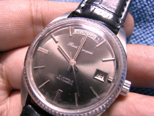 12ม.ค.((น้าเล็ก)) นำเสนอนาฬิกาข้อมือ