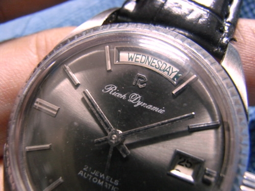 12ม.ค.((น้าเล็ก)) นำเสนอนาฬิกาข้อมือ 12ม.ค.((น้าเล็ก)) นำเสนอนาฬิกาข้อมือ