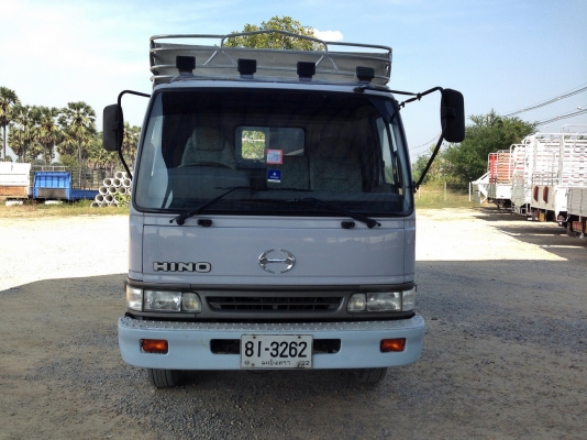 ้้้้้็HINO  FC4J  140 แรง ปี 2544  ยาว 5.50 ม. กะบะข้างปิเนียม คอกแป๊ปน้ำ