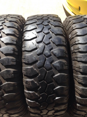 ขายยาง Maxxis Bighorn 265-75-16 ดอกหนาเป็นก้อน ขายยาง Maxxis Bighorn 265-75-16 ดอกหนาเป็นก้อน