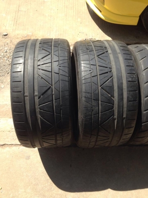 ขายยาง NITTONT05+INVO 235-35 285-35-19 ถูกๆทั้งชุดครับ ขายยาง NITTONT05+INVO 235-35 285-35-19 ถูกๆทั้งชุดครับ