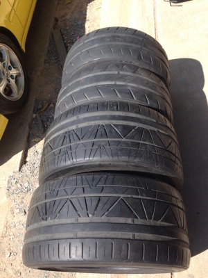 ขายยาง NITTONT05+INVO 235-35 285-35-19 ถูกๆทั้งชุดครับ ขายยาง NITTONT05+INVO 235-35 285-35-19 ถูกๆทั้งชุดครับ