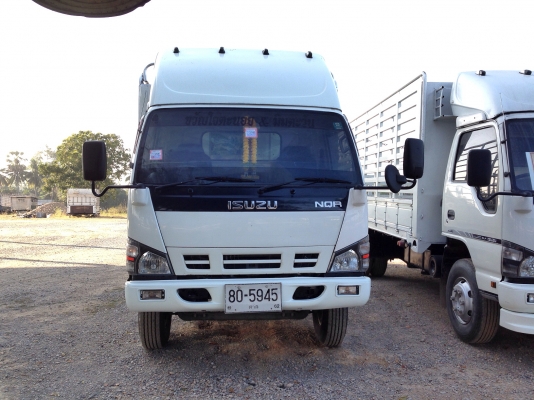 ISUZU NQR 150 แรง ปี 49 ยาว 5.50 ม. ISUZU NQR 150 แรง ปี 49 ยาว 5.50 ม.