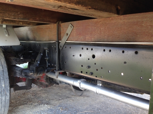 ISUZU NQR 150 แรง ปี 49 ยาว 5.50 ม. ISUZU NQR 150 แรง ปี 49 ยาว 5.50 ม.