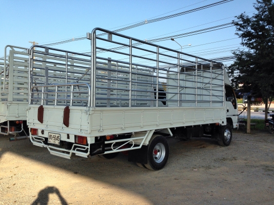 ISUZU NQR 150 แรง ปี 49 ยาว 5.50 ม. ISUZU NQR 150 แรง ปี 49 ยาว 5.50 ม.