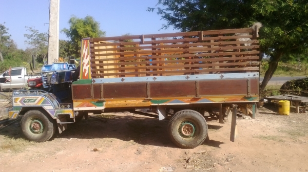 อีแต๋นน้อยสภาพพอใช้งาน ไม่แพงพอซื้อไว้ใช้งานตัวเอง โทรเลย 081-0745778 ลุงโหนกรับสายจ้า อยู่โคราชบ้านเอง