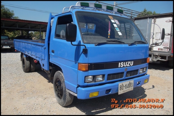 ขายด่วน รถบรรทุก 6 ล้อ ISUZU NPR59P 115 แรง กระบะ 5M รถสวย พร้อมใช้งานราคาสุดคุ้ม