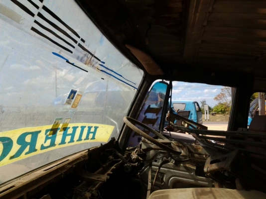 HINO หัวแคบ 10 ล้อ อุปกรณ์ครบ พร้อมคานหน้า สำหรับนักปั้นมืออาชีพ